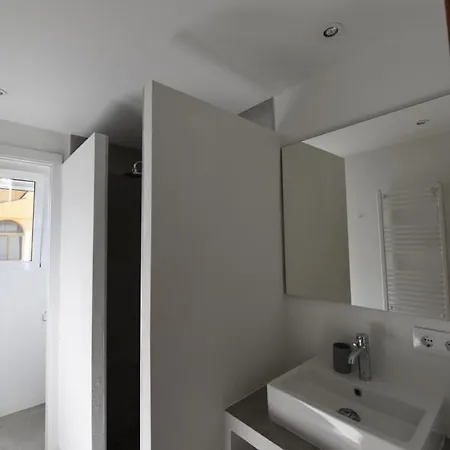 House Roca Cullera
